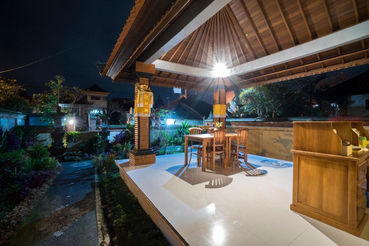 Omank Agus Homestay ウブド エクステリア 写真