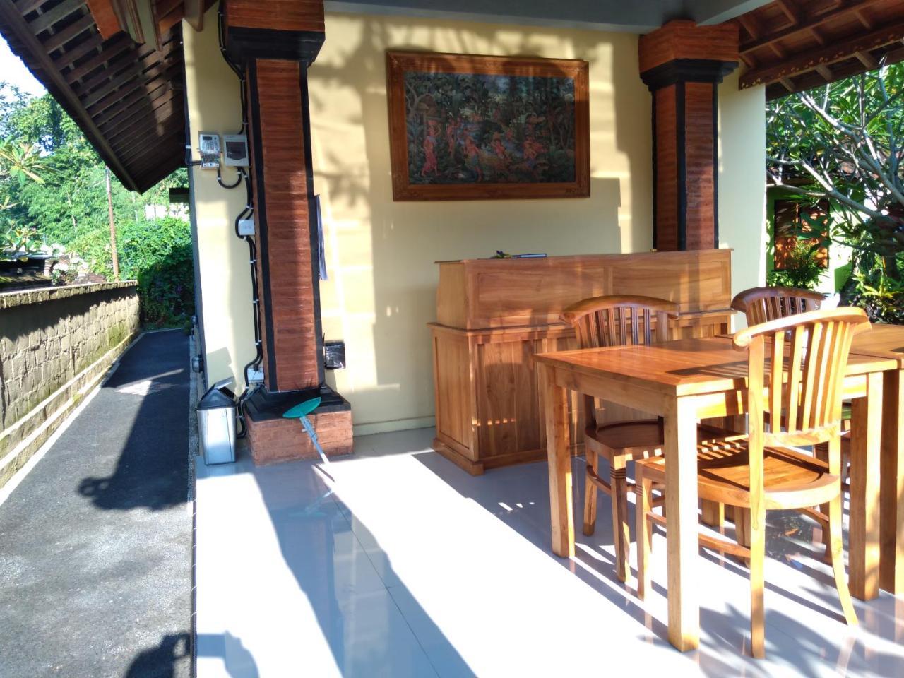 Omank Agus Homestay ウブド エクステリア 写真